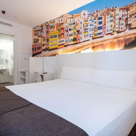 Hotel Bestprice Girona Eksteriør billede