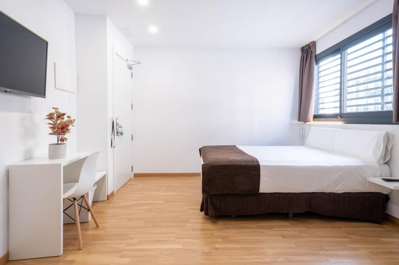 Hotel Bestprice Girona Eksteriør billede