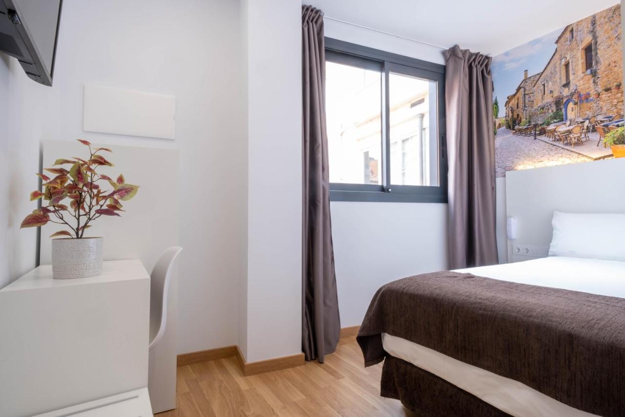 Hotel Bestprice Girona Eksteriør billede