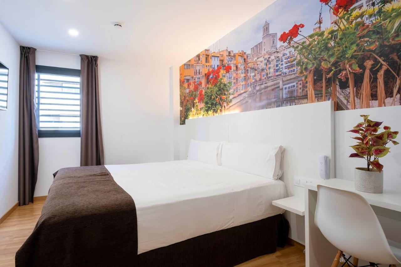 Hotel Bestprice Girona Eksteriør billede