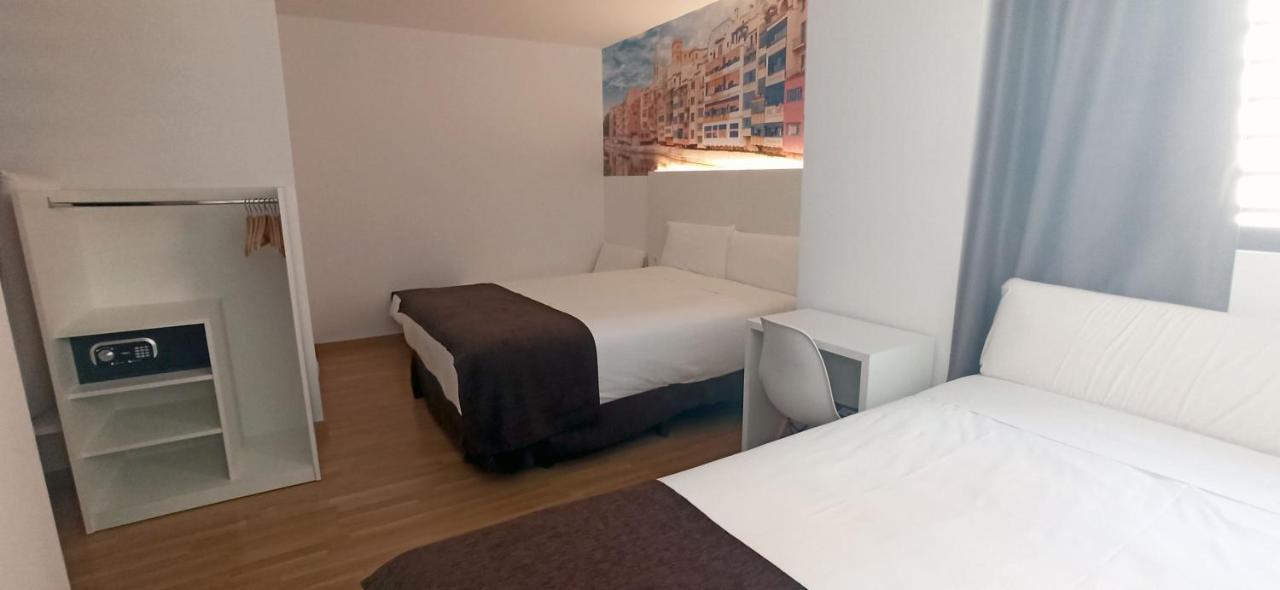 Hotel Bestprice Girona Eksteriør billede